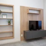 Alure Residences 10 - 24h Self Check-in & Private Parking Next To The Building Included, Center Right On Snp Square In A Quiet Passage, New Building, In Town Lejlighed