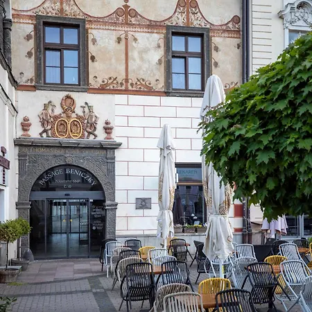 Alure Residences 10 - 24h Self Check-in & Private Parking Next To The Building Included, Center Right On Snp Square In A Quiet Passage, New Building, In Town