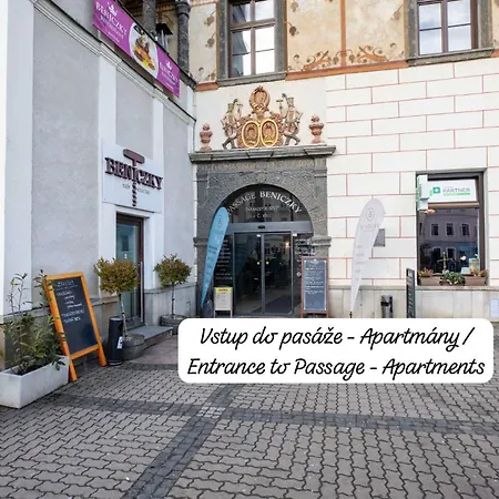 Alure Residences 10 - 24h Self Check-in & Private Parking Next To The Building Included, Center Right On Snp Square In A Quiet Passage, New Building, In Town *