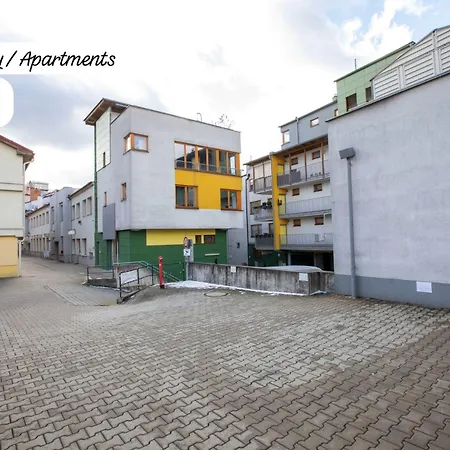 Alure Residences 10 - 24h Self Check-in & Private Parking Next To The Building Included, Center Right On Snp Square In A Quiet Passage, New Building, In Town