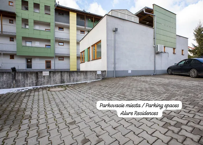 Alure Residences 10 - 24h Self Check-in & Private Parking Next To The Building Included, Center Right On Snp Square In A Quiet Passage, New Building, In Town Apartmán Banská Bystrica